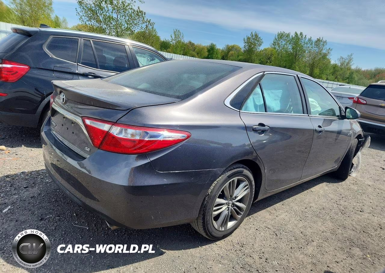 2017 Toyota Camry Se VIN:4T1BF1FK1HU760007 - 3