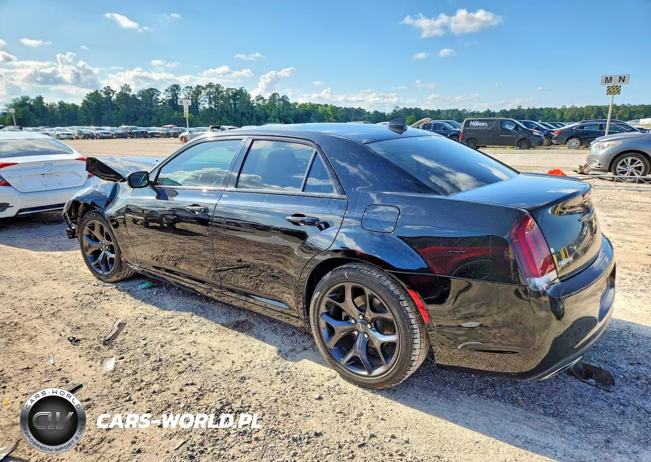 2021 Chrysler 300 Touring VIN:2C3CCAAG9MH563124 - 2