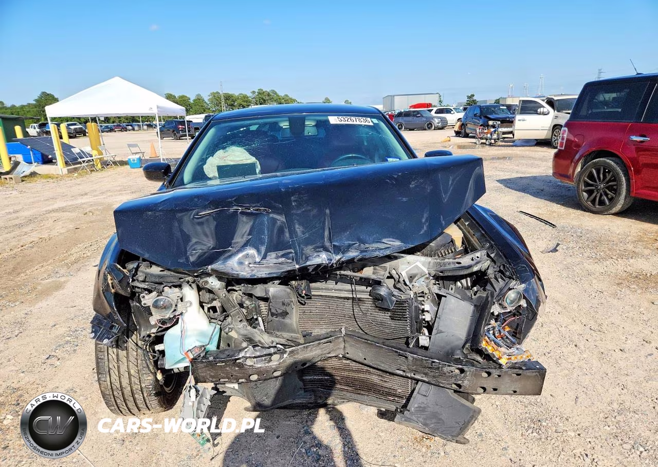 2021 Chrysler 300 Touring VIN:2C3CCAAG9MH563124 - 5