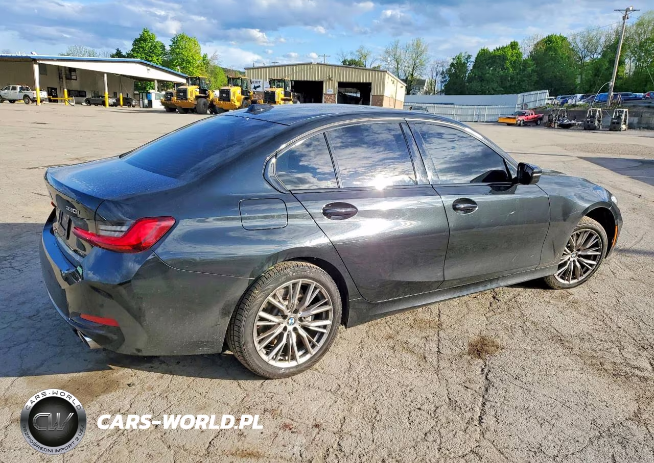 2023 BMW 330Xi VIN:3MW89FF0XP8D02833 - 3