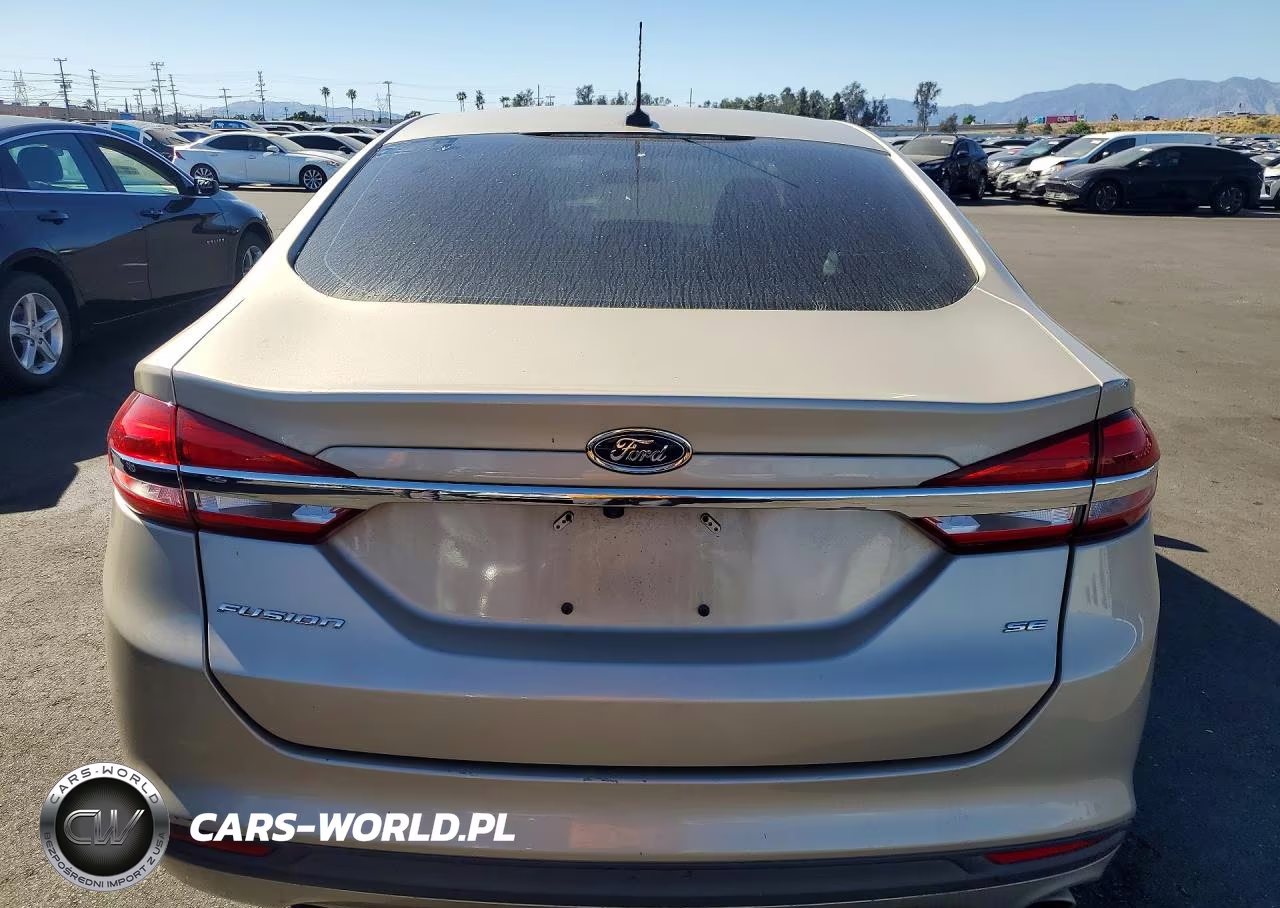 2017 Ford Fusion Se VIN:3FA6P0H71HR382497 - 6