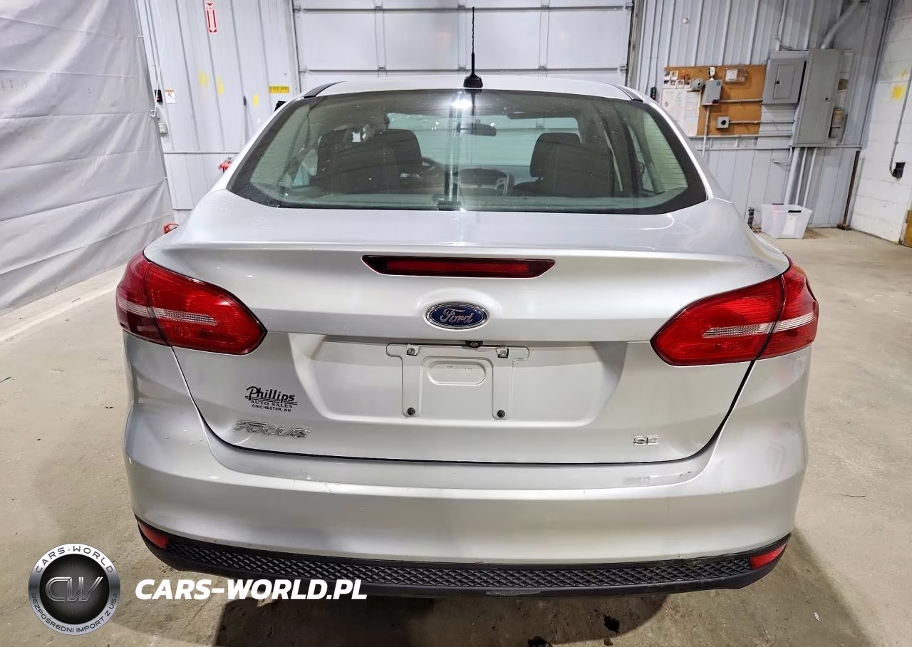 2018 Ford Focus Se VIN:1FADP3F27JL207479 - 6