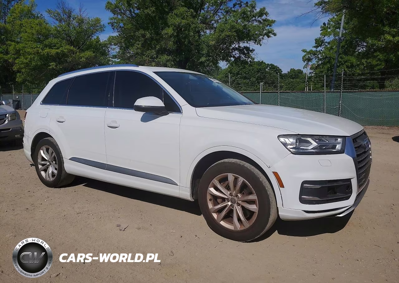 2017 Audi Q7 Premium VIN:WA1AHAF77HD045829 - 4