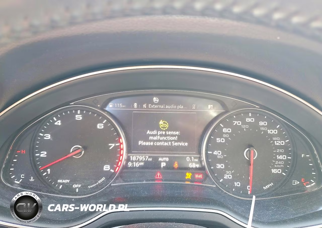 2017 Audi Q7 Premium VIN:WA1AHAF77HD045829 - 9