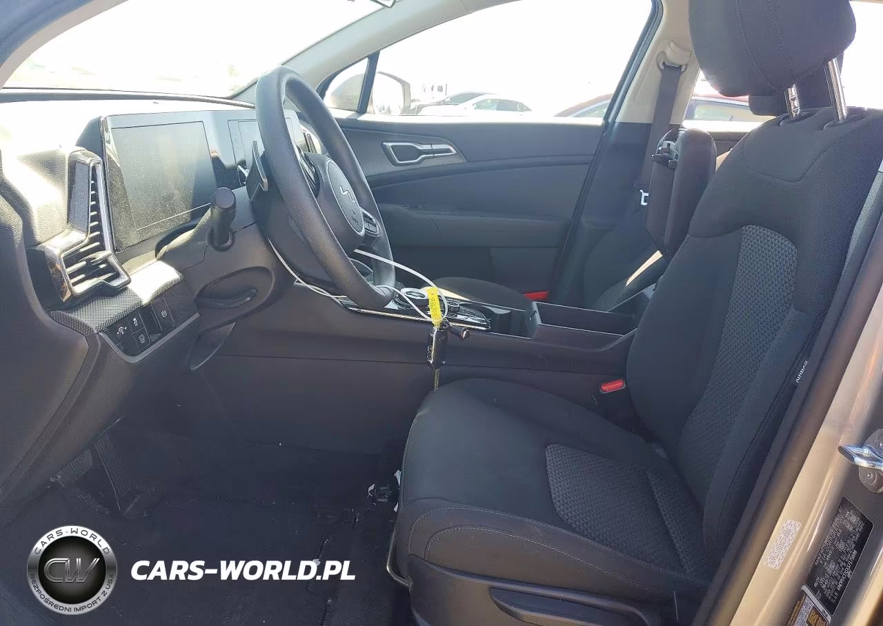 2025 Kia Sportage Lx VIN:KNDPUCDGXS7175698 - 7
