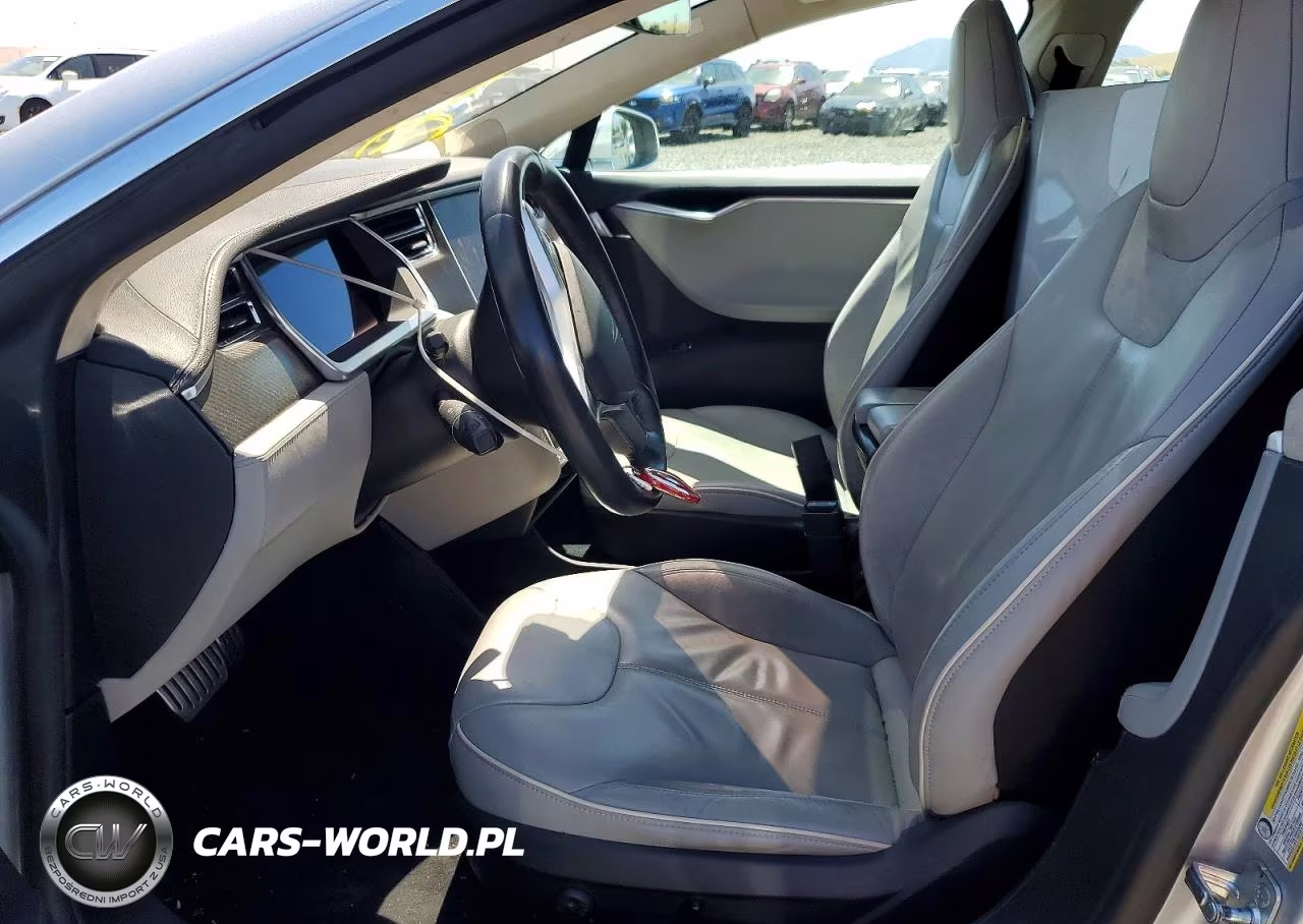 2013 Tesla Model S VIN:5YJSA1DP3DFP04204 - 7