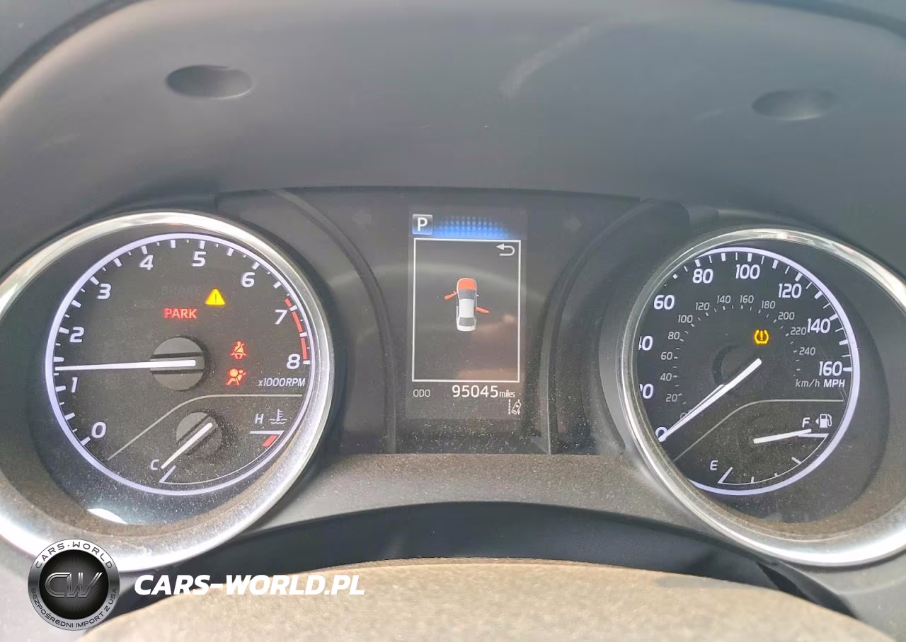 2020 Toyota Camry Le VIN:4T1C11AK2LU923864 - 9