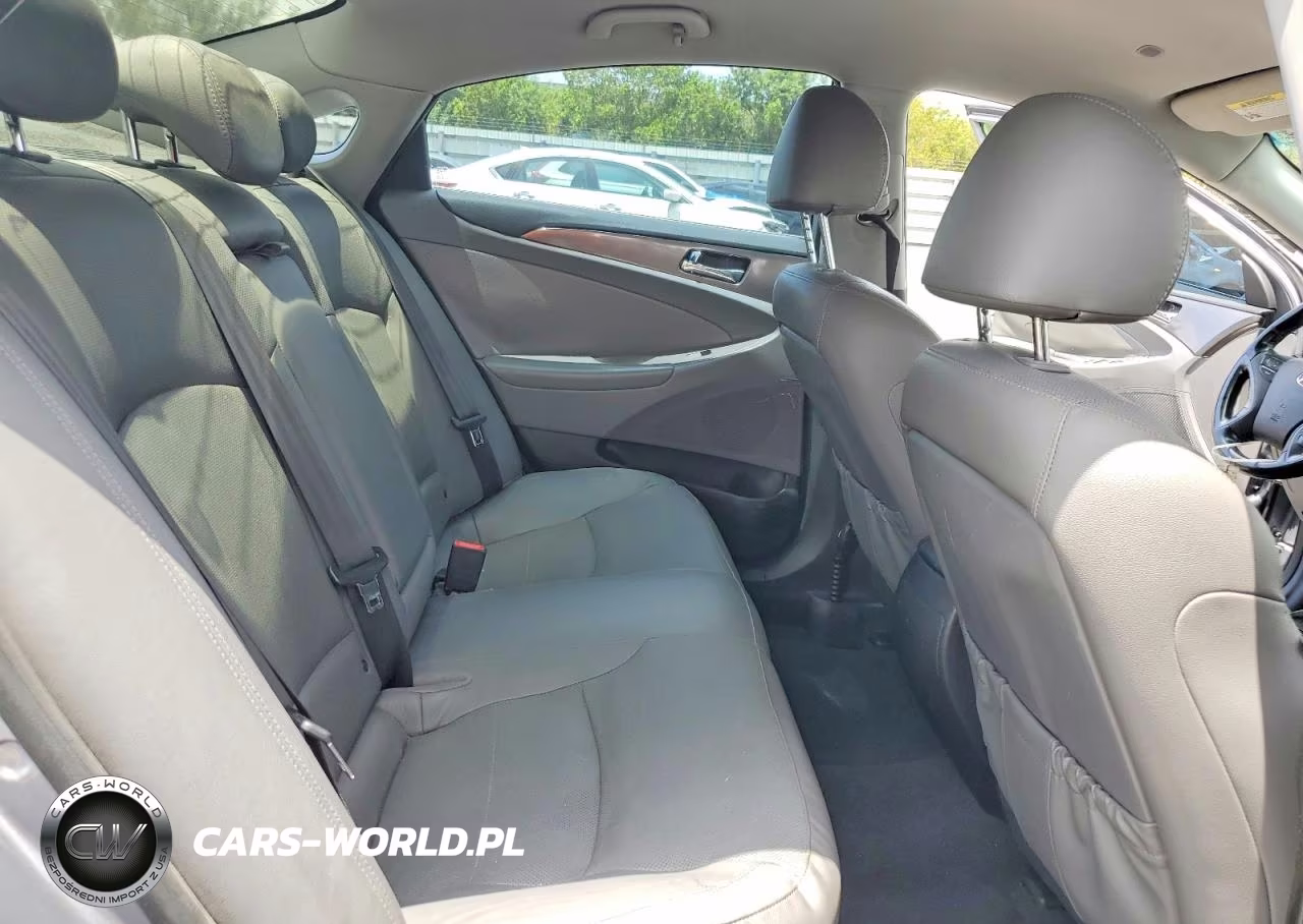 2014 Hyundai Sonata Hybrid VIN:KMHEC4A48EA112287 - 10