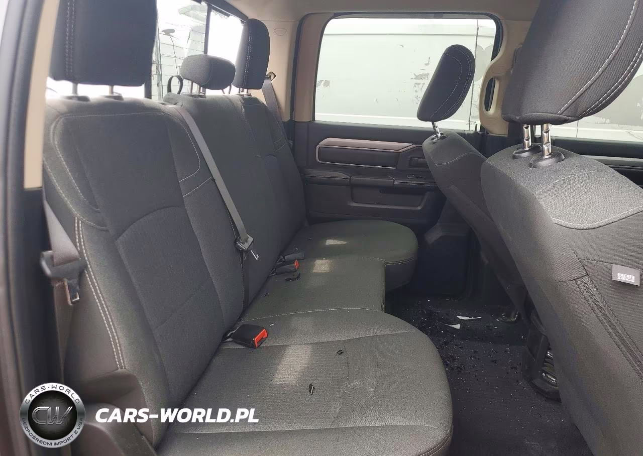 2020 Ram 3500 Tradesman VIN:3C63R3CL4LG113824 - 10