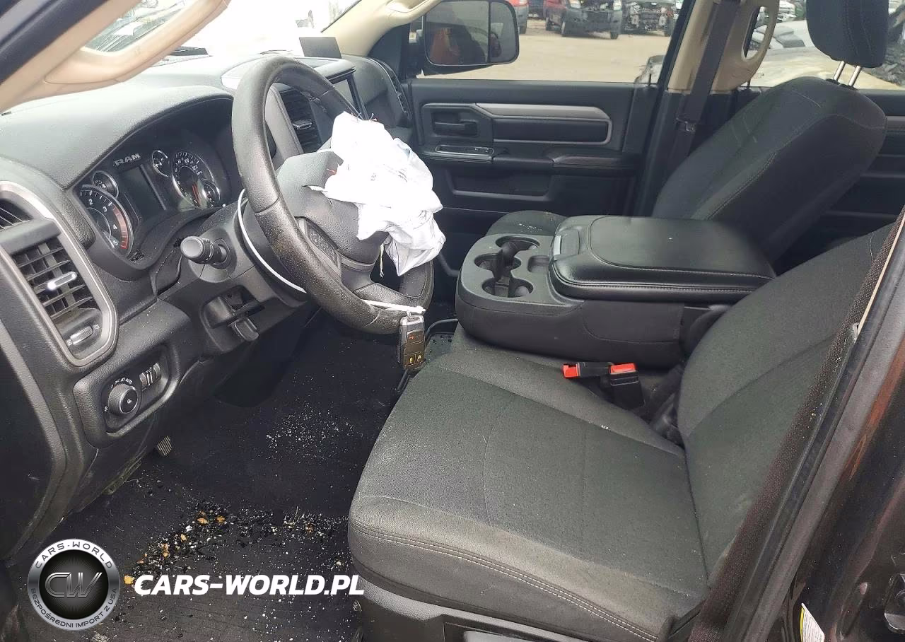 2020 Ram 3500 Tradesman VIN:3C63R3CL4LG113824 - 7