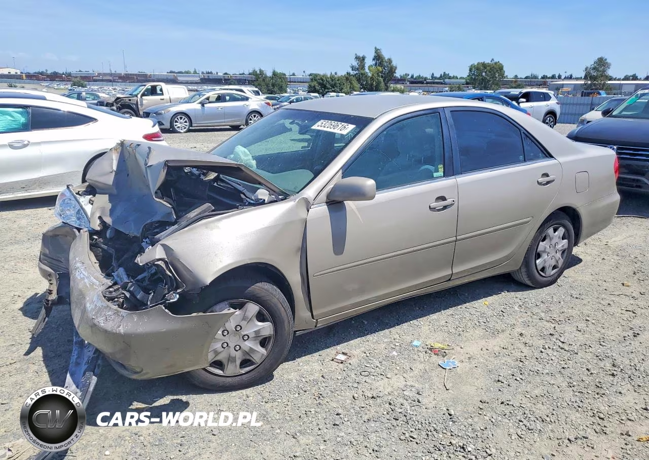 2004 Toyota Camry Le