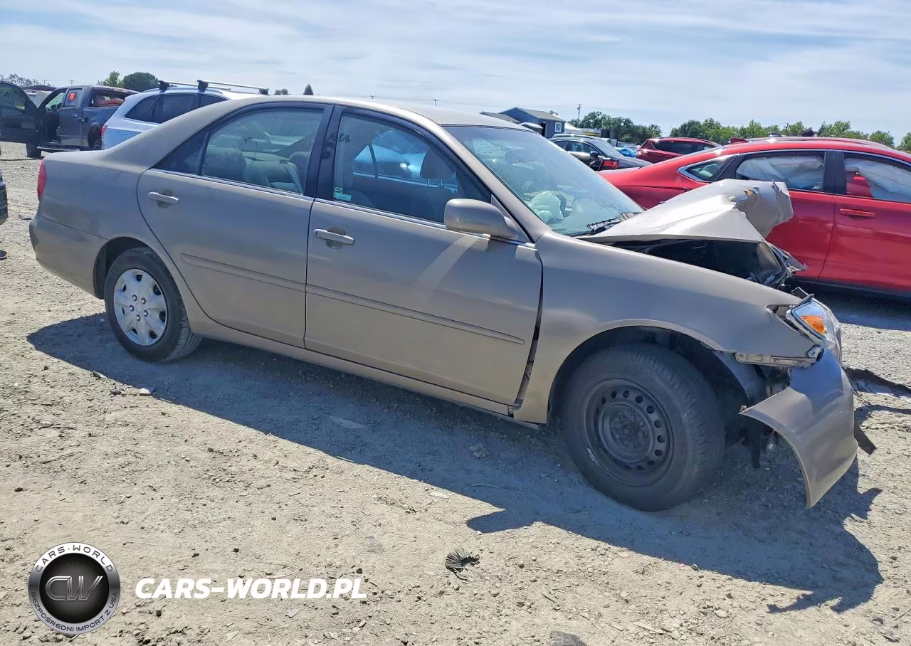 2004 Toyota Camry Le VIN:4T1BE32K64U366730 - 4