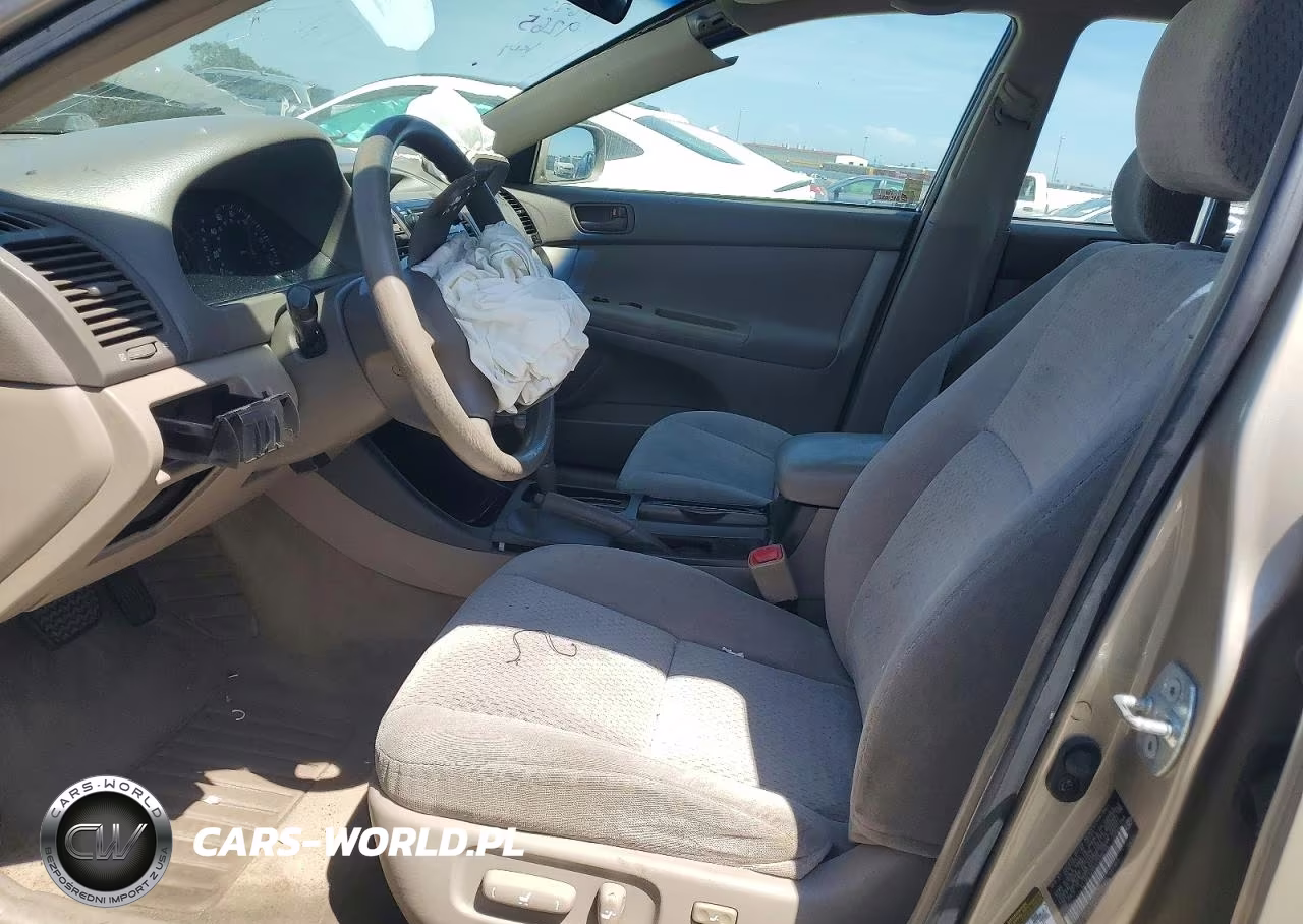 2004 Toyota Camry Le VIN:4T1BE32K64U366730 - 7
