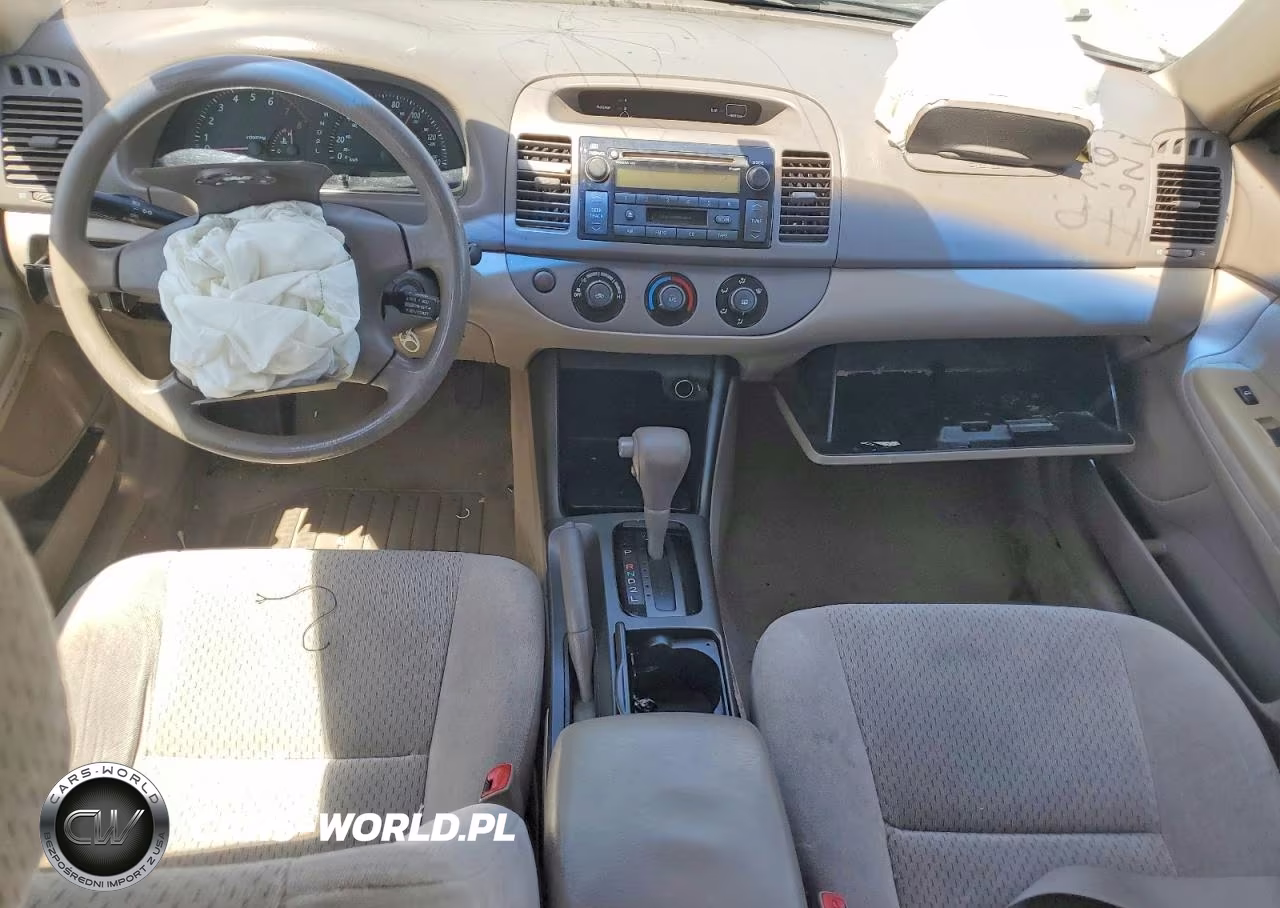 2004 Toyota Camry Le VIN:4T1BE32K64U366730 - 8