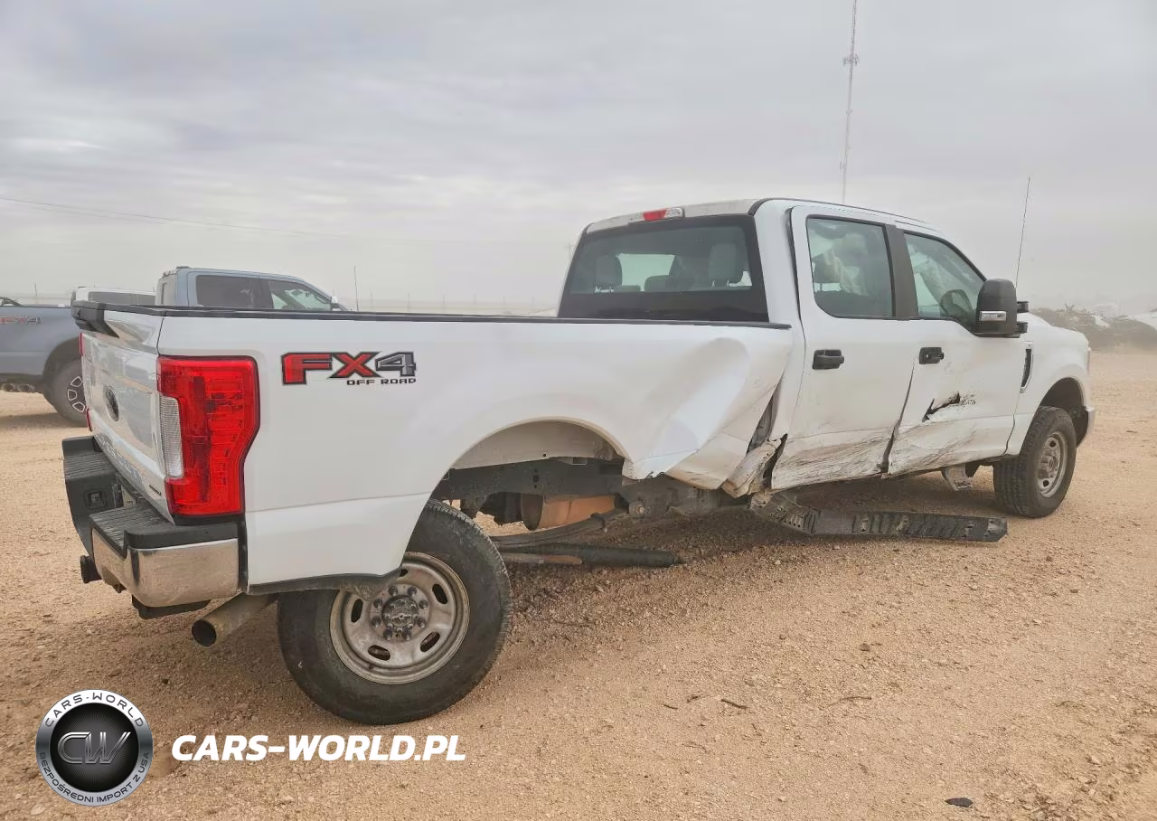 2019 Ford F250 Super Duty VIN:1FT7W2B64KED14802 - 3
