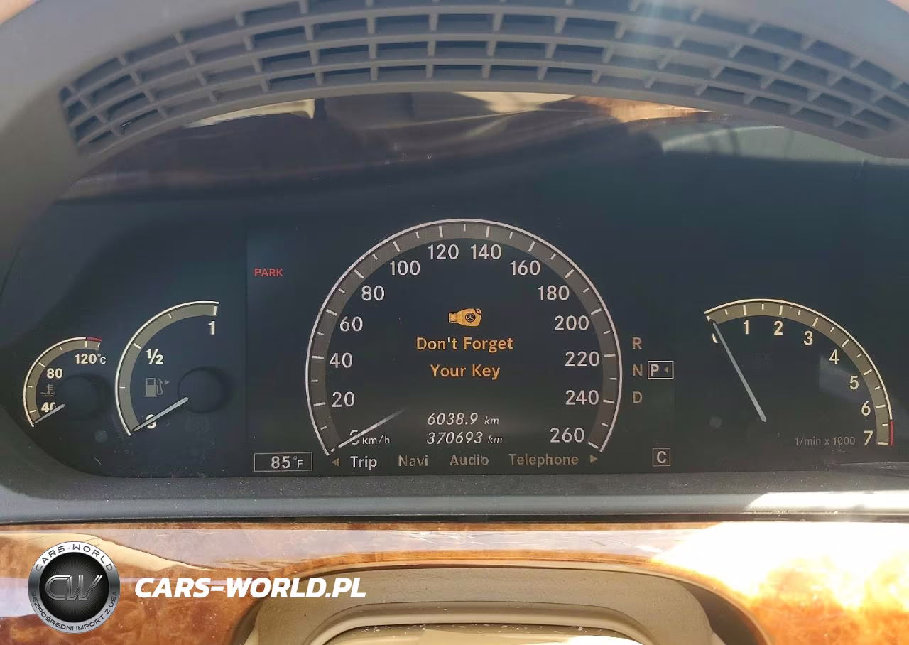 2008 Mercedes-Benz S 550 VIN:WDDNG71X78A221466 - 9