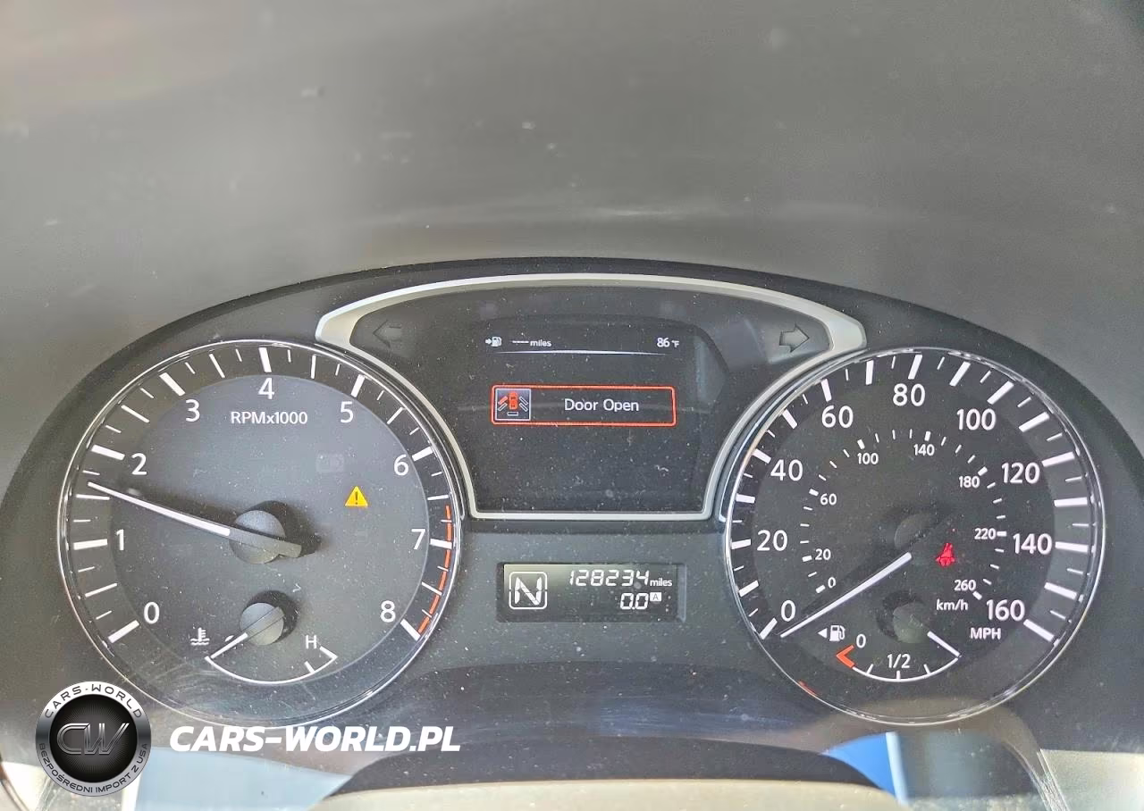 2013 Nissan Pathfinder S VIN:5N1AR2MN8DC621045 - 9