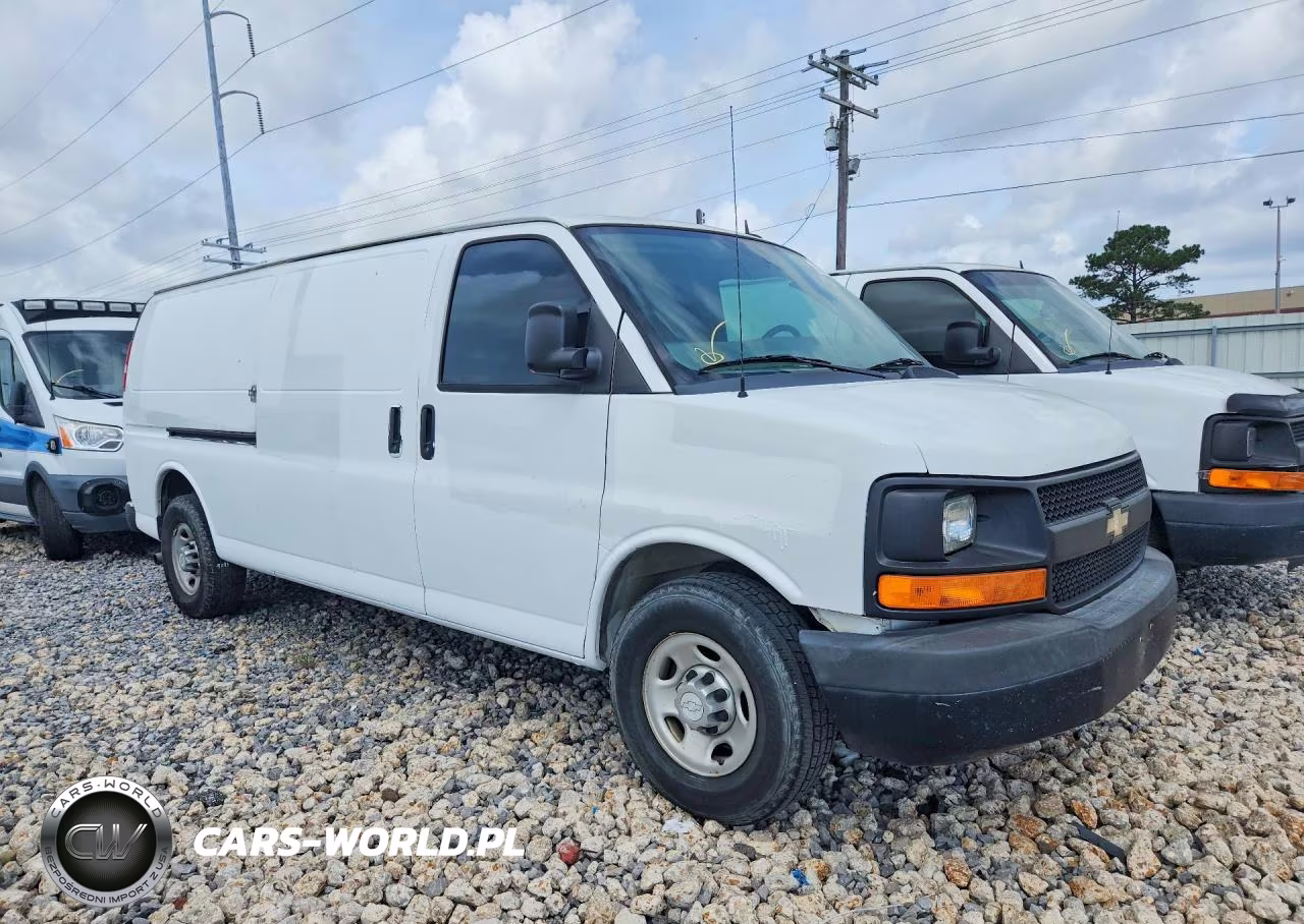 2015 Chevrolet Express G3500 VIN:1GCZGUCG4F1246216 - 4