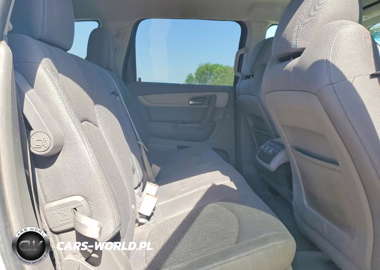 2017 Chevrolet Traverse Ls VIN:1GNKVFKD3HJ352564 - 11