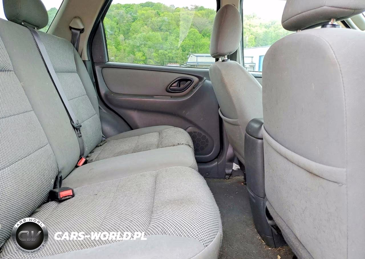 2005 Ford Escape Xlt VIN:1FMYU93195KA63962 - 11