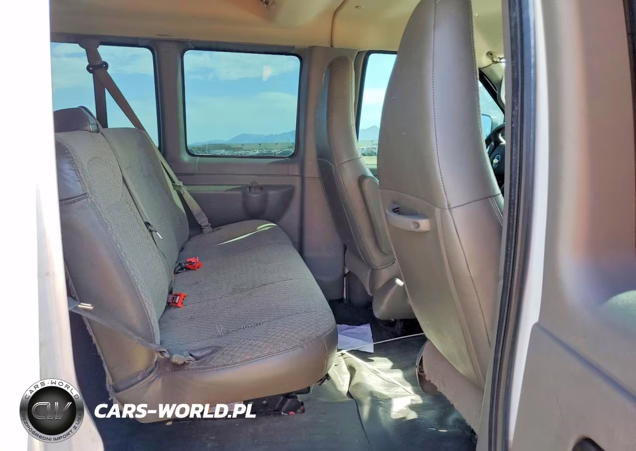 2018 Chevrolet Express G3500 Ls VIN:1GAZGNFP9J1336299 - 6