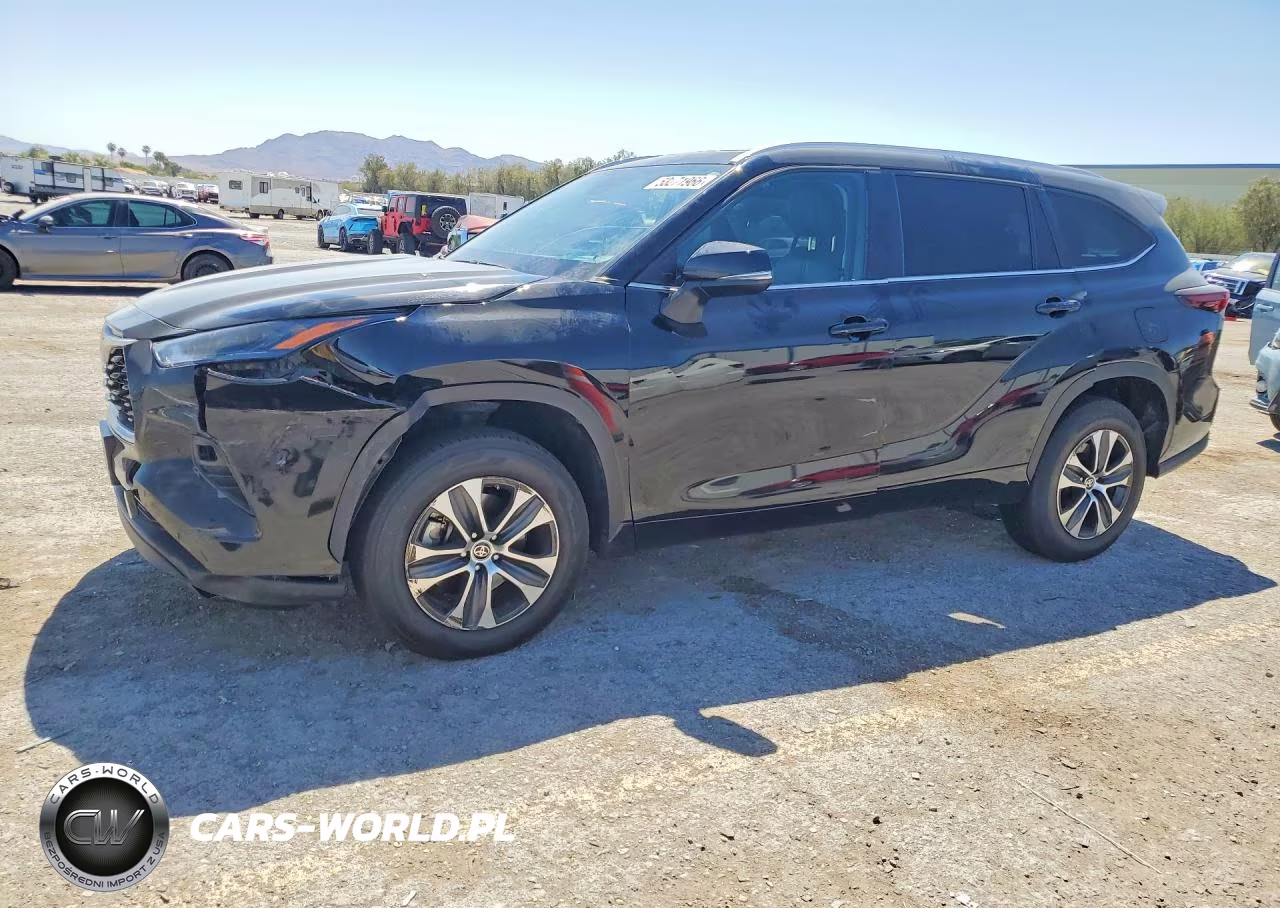2024 Toyota Highlander Xle – zdjęcie 1 z 13