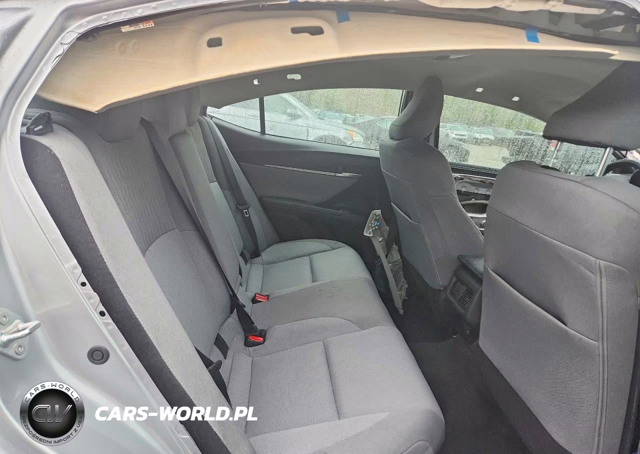 2025 Toyota Camry Le VIN:4T1DAACK5SU504343 - 10