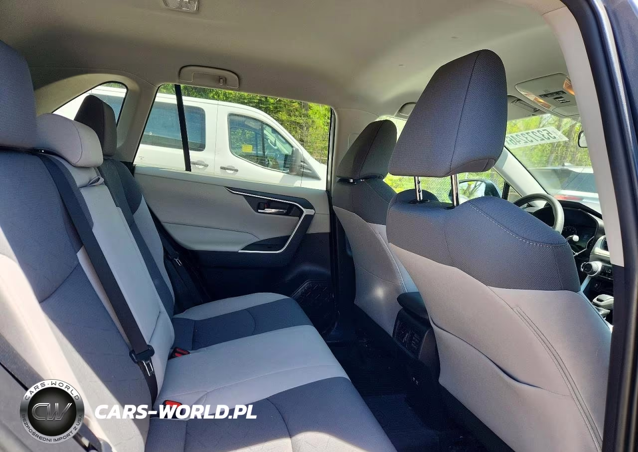 2021 Toyota Rav4 Xle VIN:2T3P1RFV4MC192898 - 11