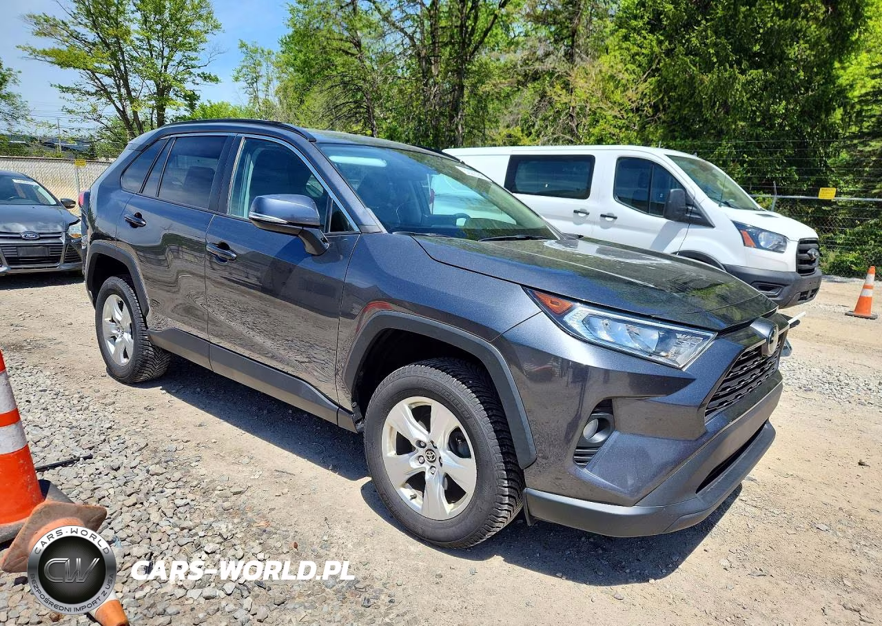 2021 Toyota Rav4 Xle VIN:2T3P1RFV4MC192898 - 4
