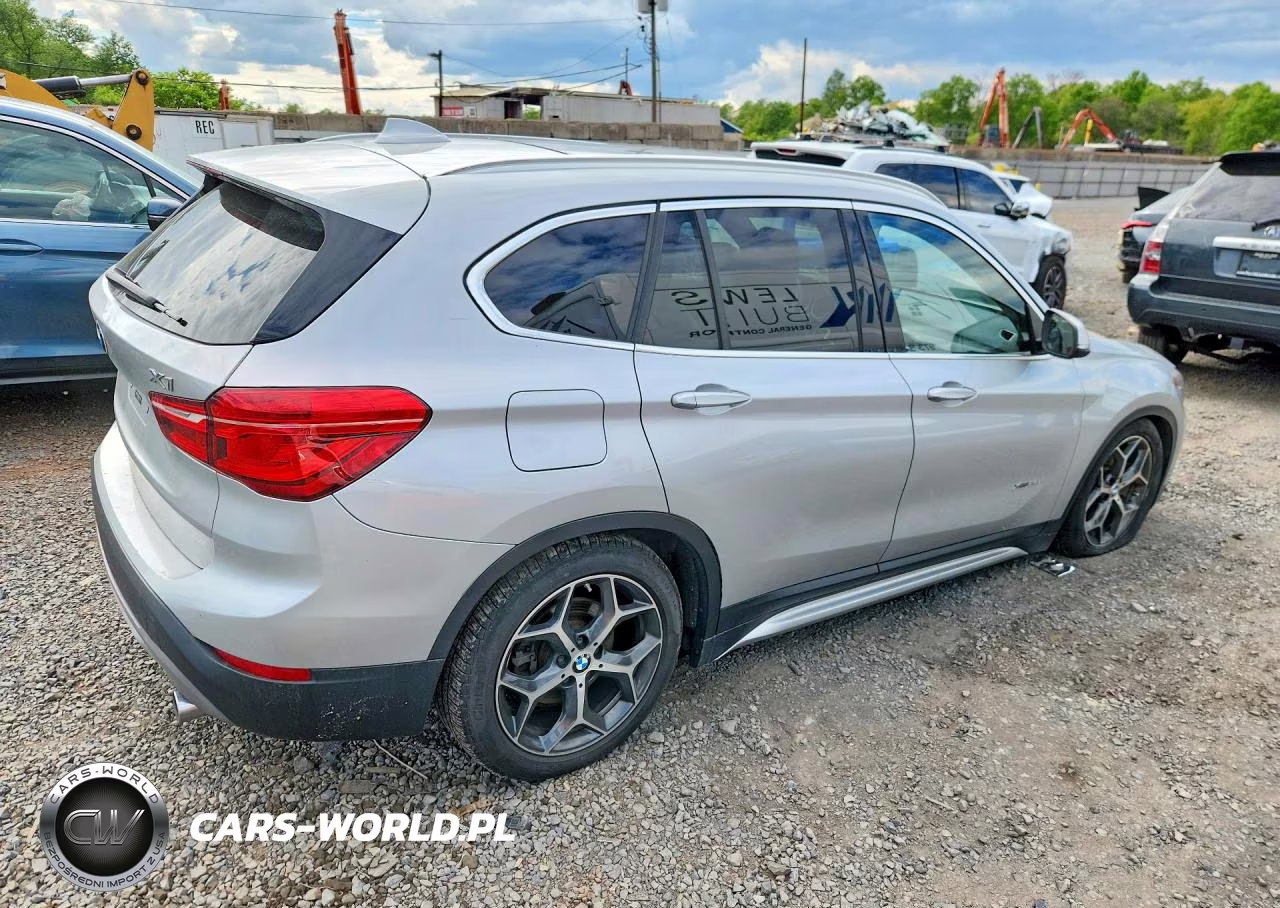 2016 BMW X1 xDrive28I VIN:WBXHT3C35GP881266 - 3