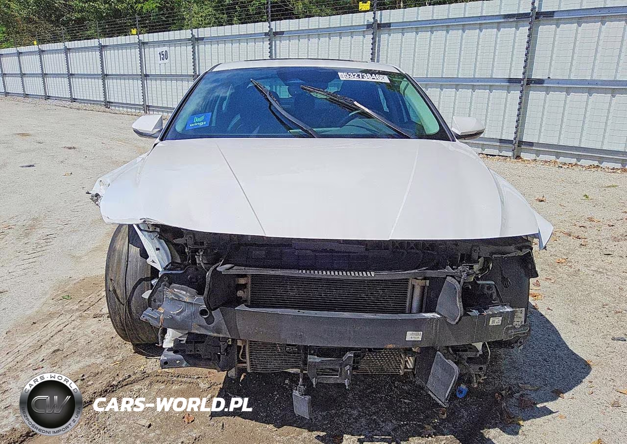 2024 Hyundai Elantra Limited VIN:KMHLN4DJXRU107096 - 5