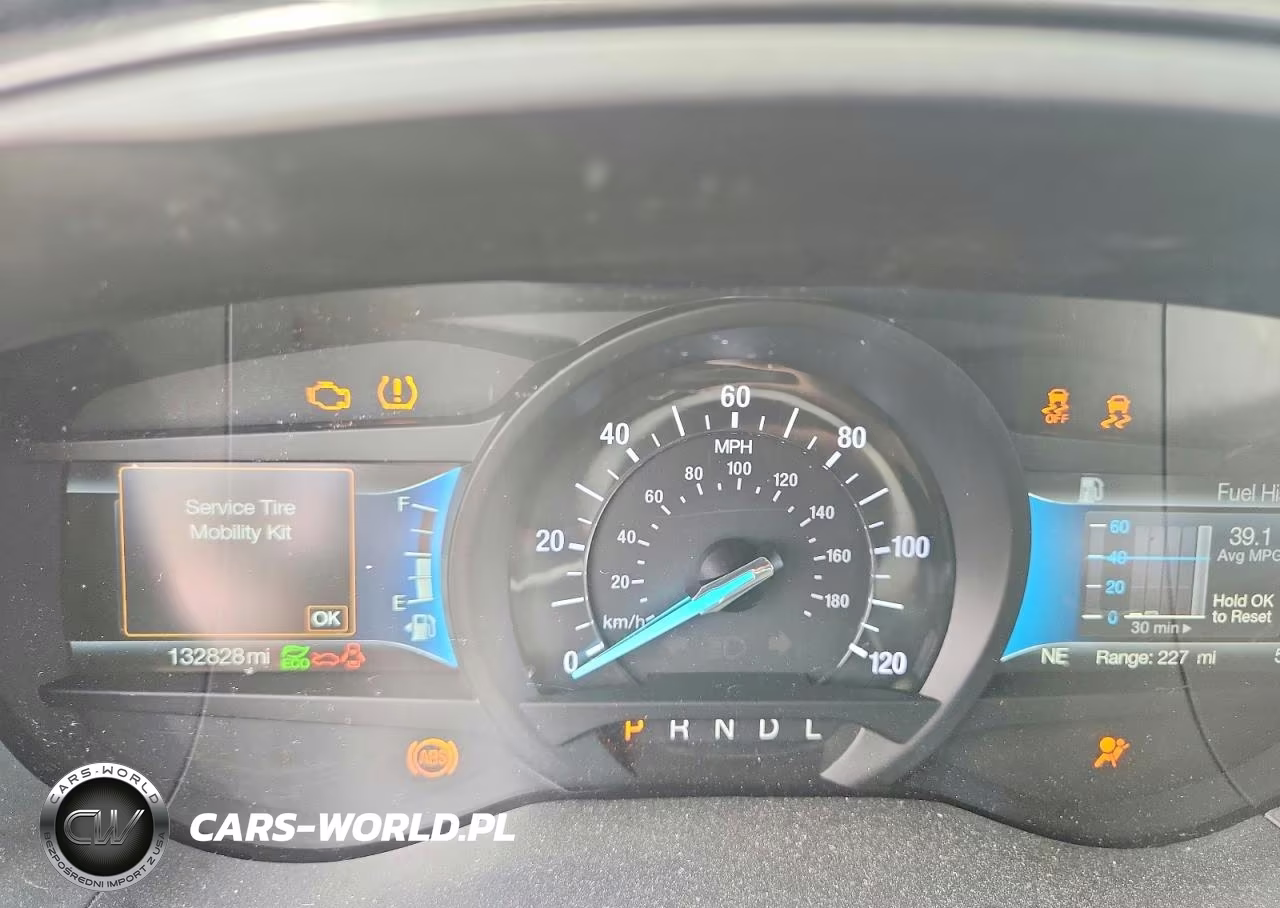 2018 Ford Fusion Se Hybrid VIN:3FA6P0LU3JR241871 - 9