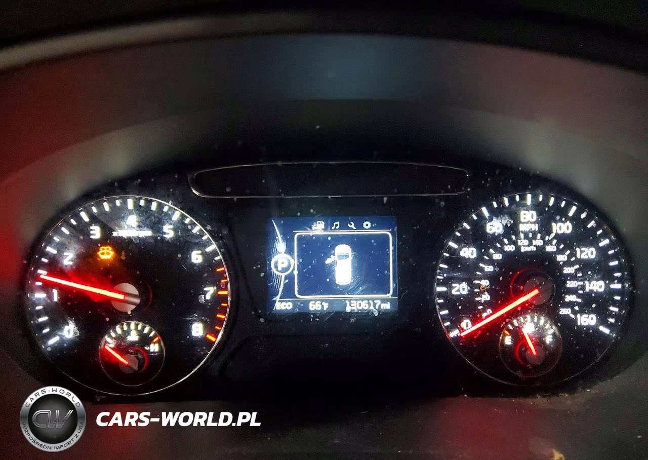 2018 Kia Sorento Lx VIN:5XYPGDA35JG405020 - 9