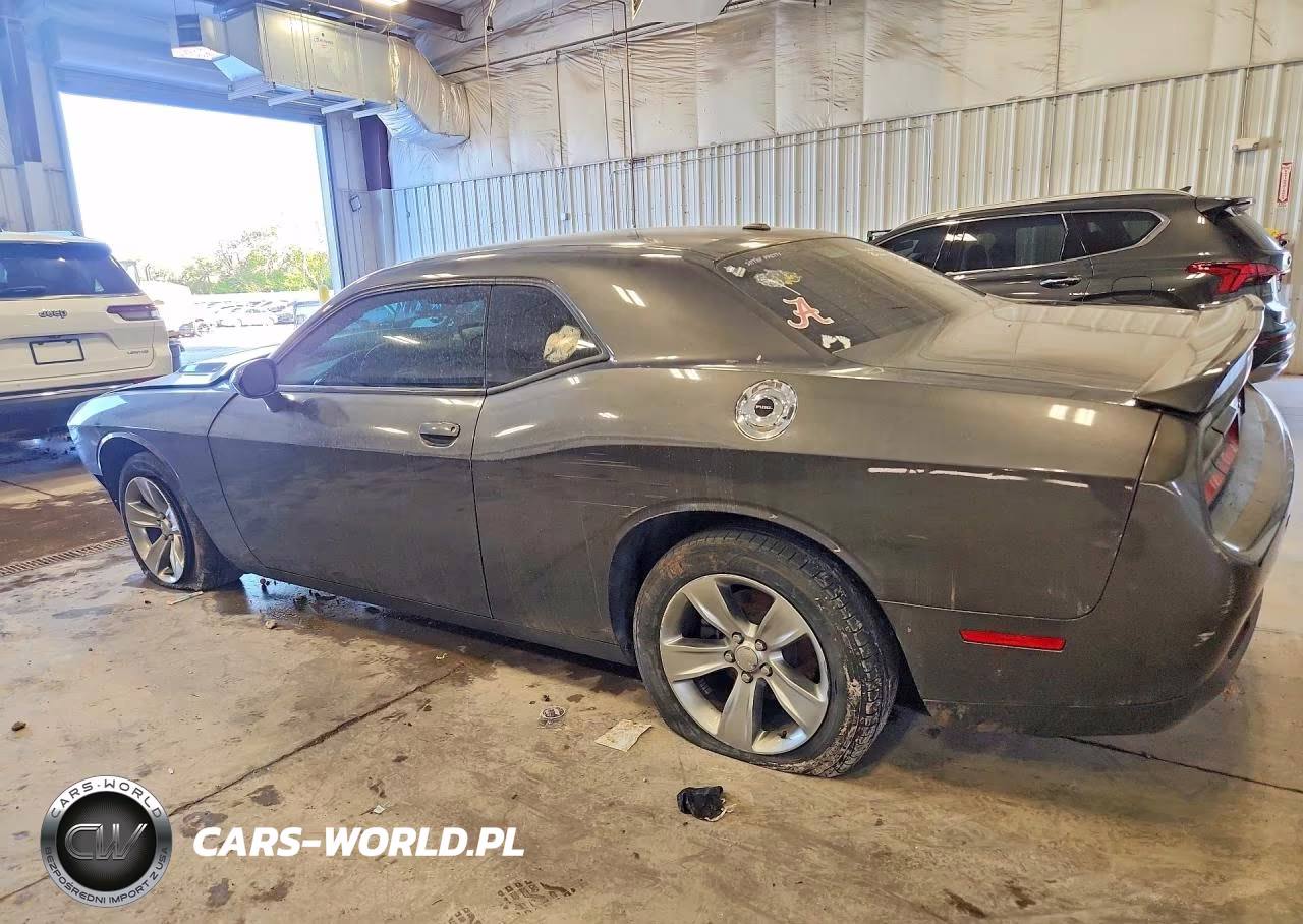 2018 Dodge Challenger Sxt VIN:2C3CDZAG5JH236128 - 2