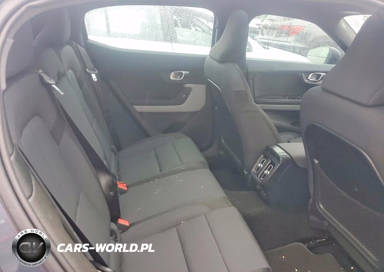 2022 Polestar 2 VIN:LPSED3KA7NL083927 - 10