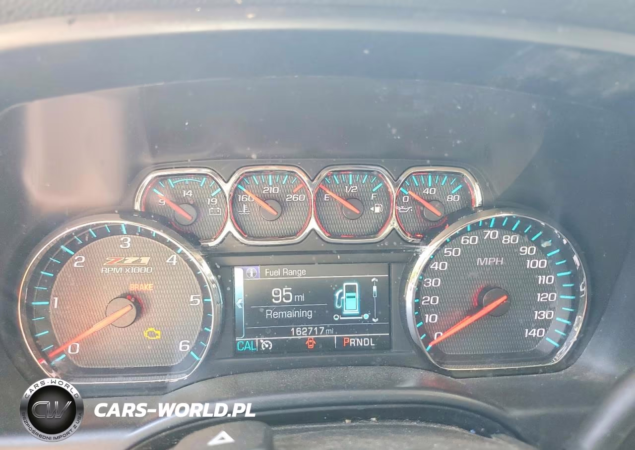 2018 Chevrolet Silverado K1500 Lt VIN:3GCUKREC8JG570022 - 9