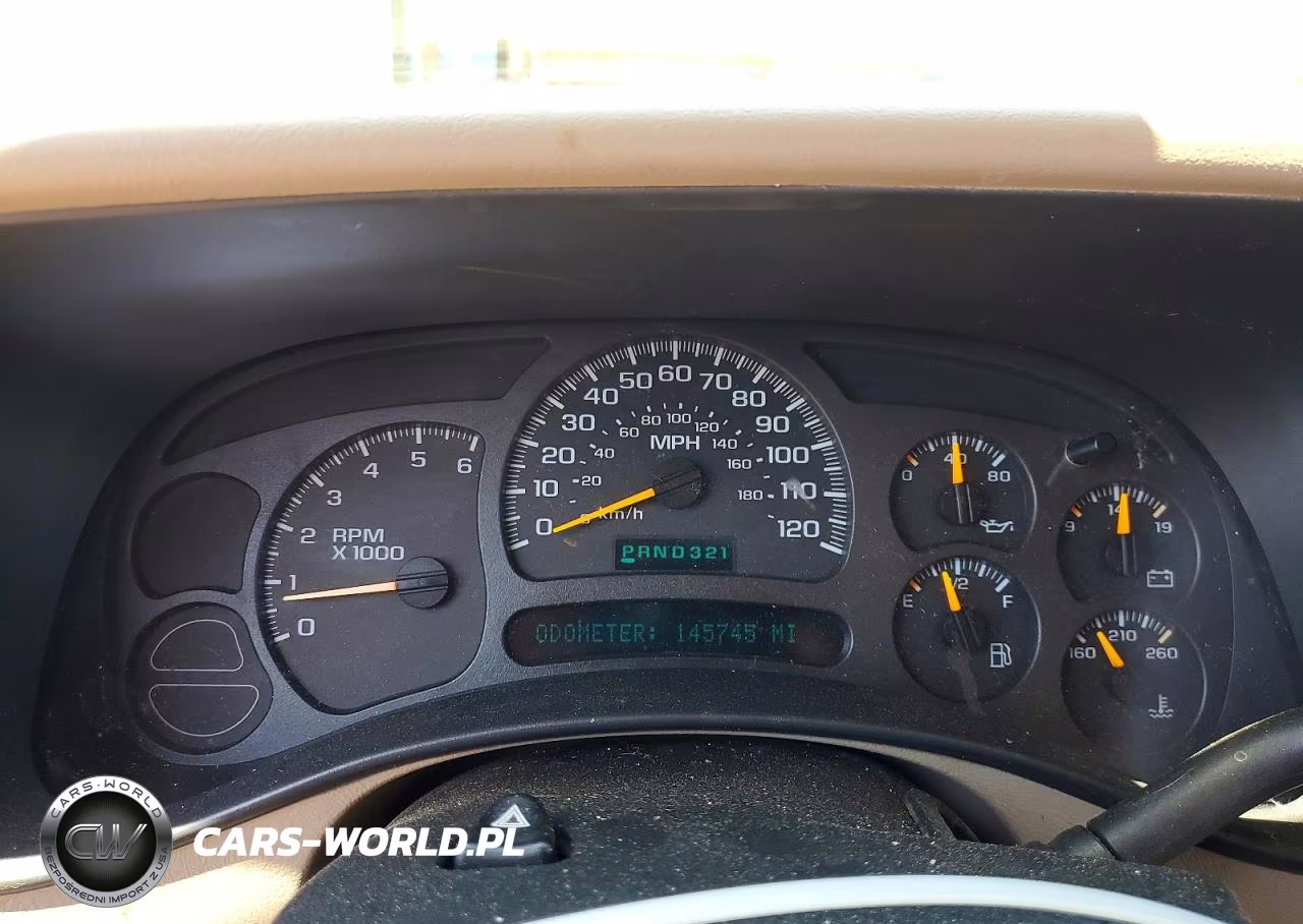 2004 Chevrolet Suburban C1500 VIN:1GNEC16Z34J161717 - 9