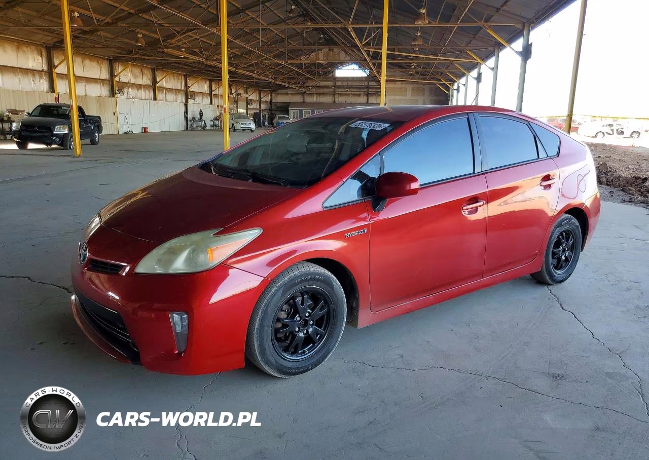 2013 Toyota Prius Two – zdjęcie 1 z 12