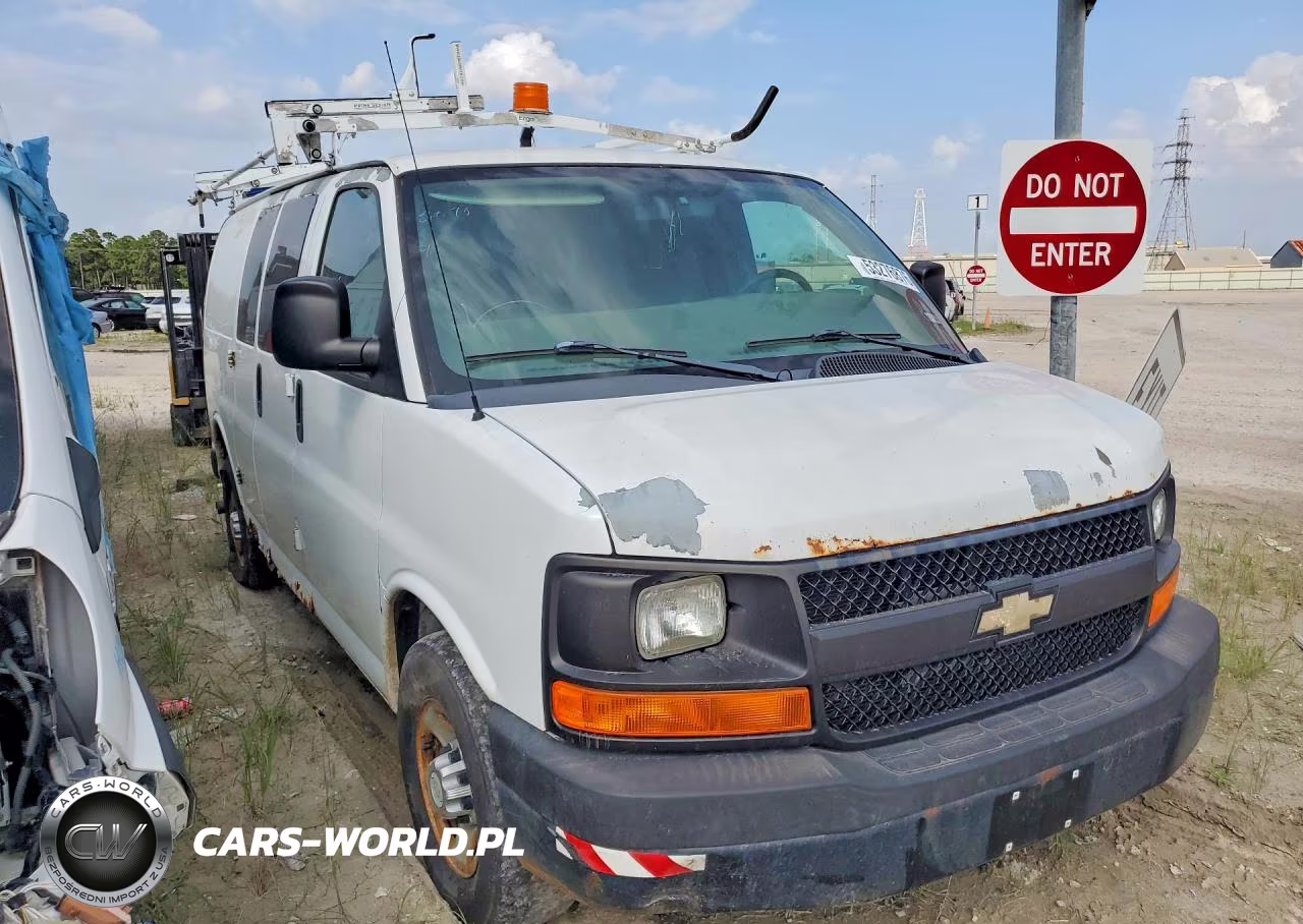 2010 Chevrolet Express G2500 VIN:1GCZGFBA3A1175527 - 4