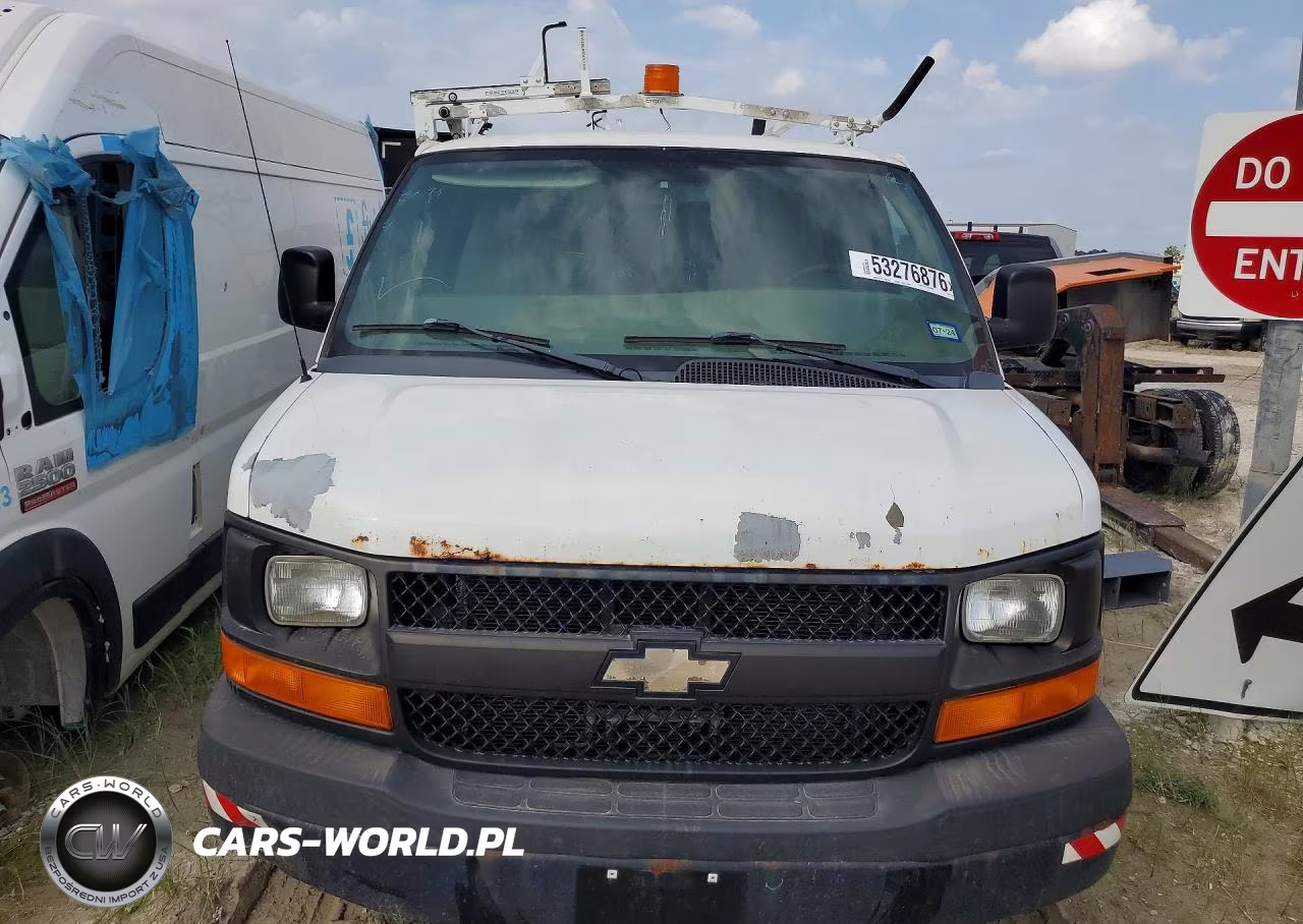 2010 Chevrolet Express G2500 VIN:1GCZGFBA3A1175527 - 5
