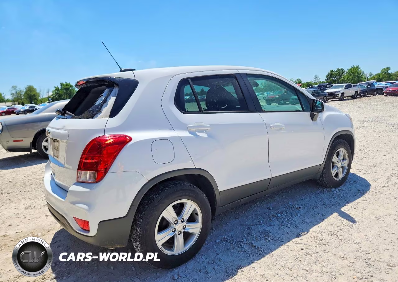 2020 Chevrolet Trax Ls VIN:3GNCJKSBXLL297006 - 3