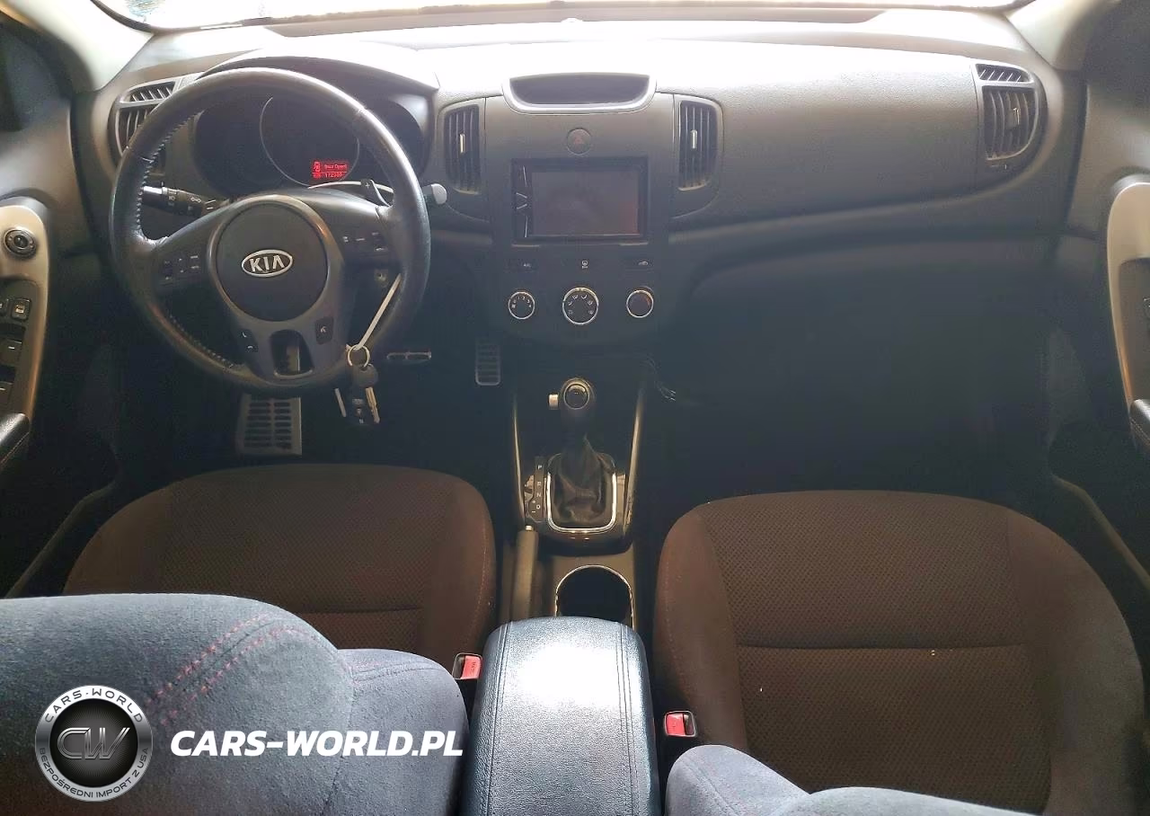 2011 Kia Forte VIN:KNAFW5A3XB5361236 - 8