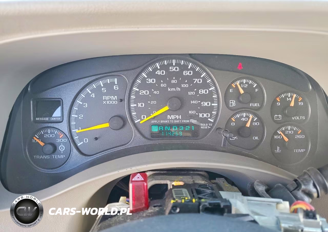2001 Chevrolet Suburban K2500 VIN:3GNGK26G11G159185 - 9