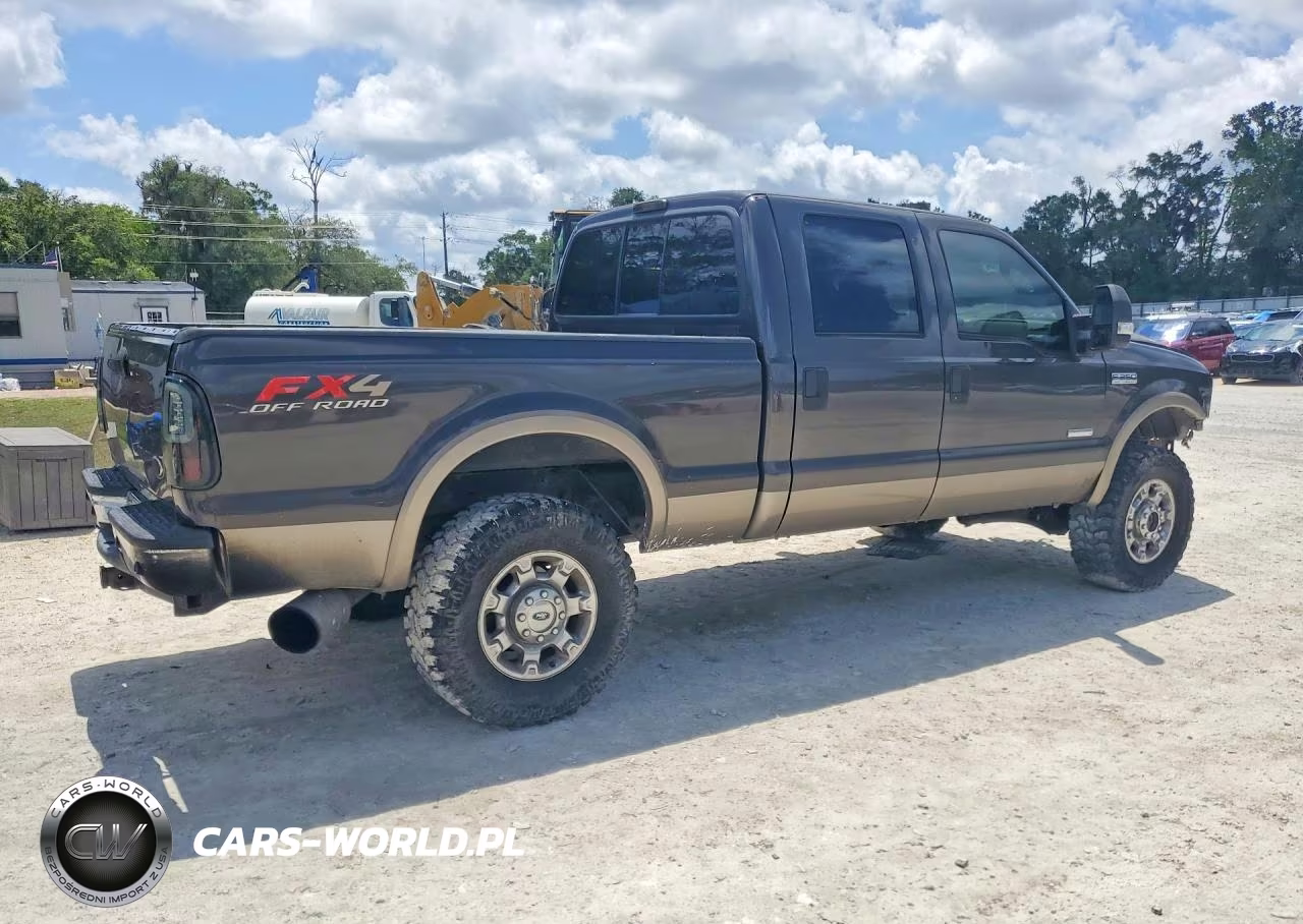 2005 Ford F250 Super Duty VIN:1FTSW21P85EC92988 - 3
