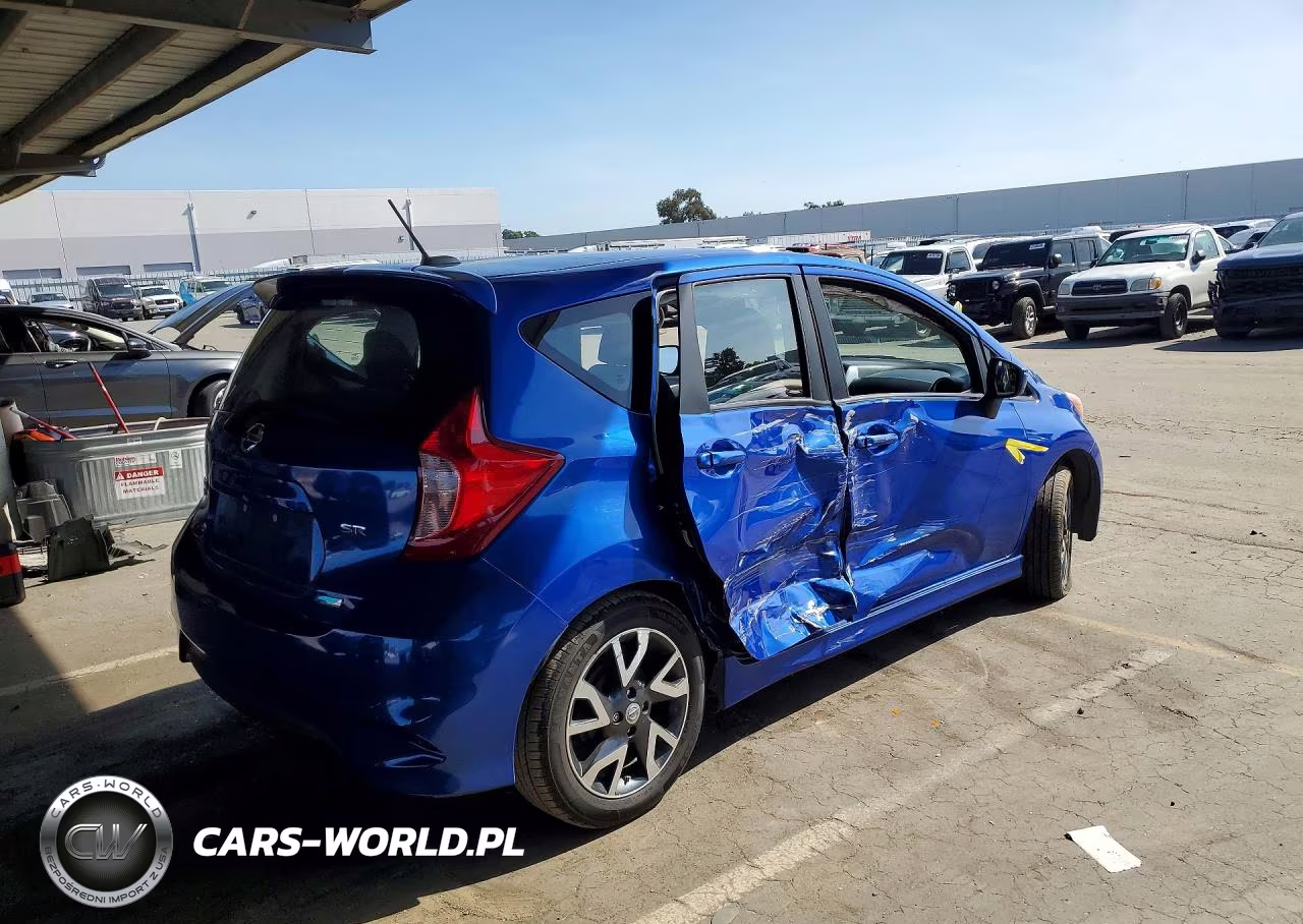 2015 Nissan Versa Note Sr VIN:3N1CE2CP0FL427745 - 3