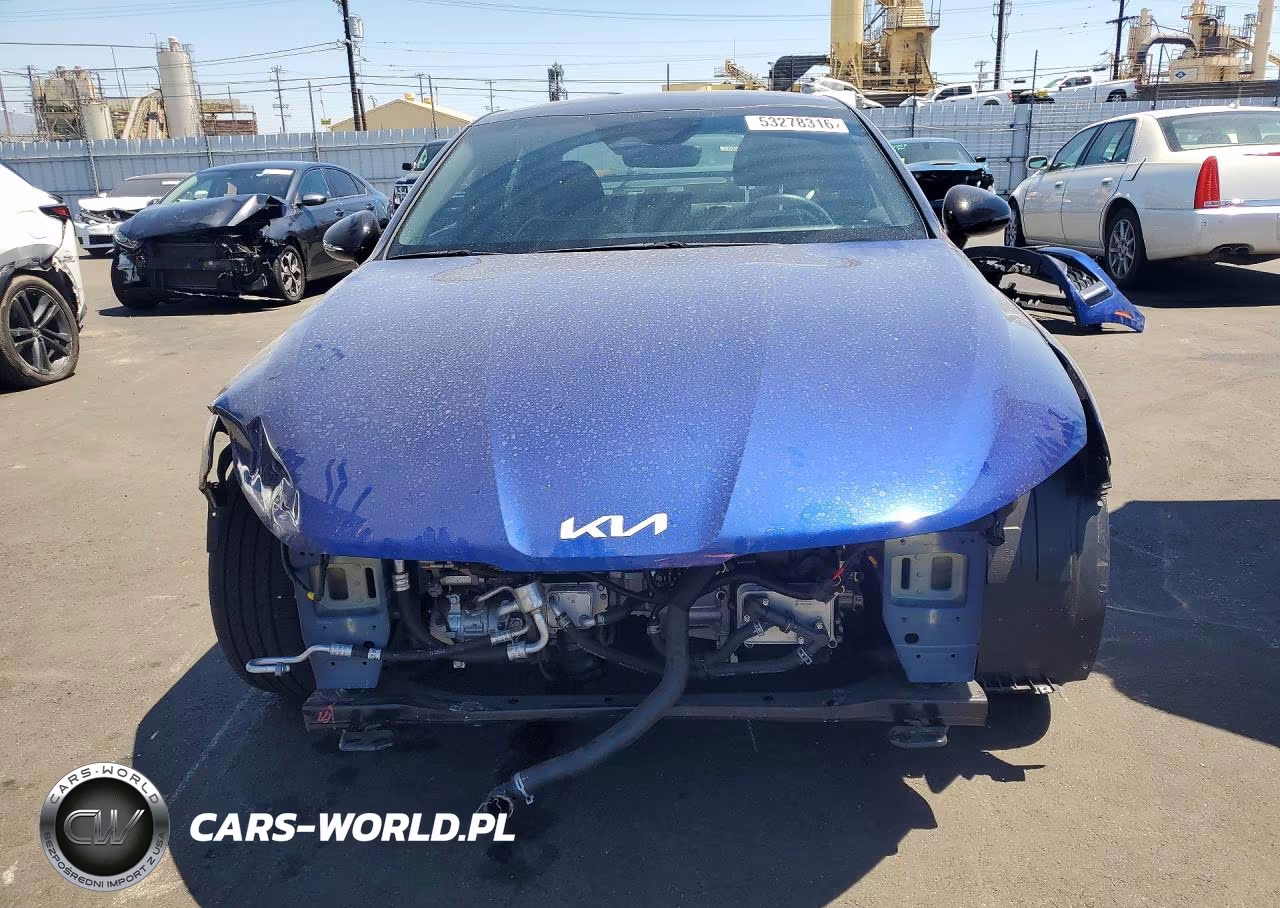 2025 Kia K5 Gt Line VIN:KNAG64J7XS5304827 - 5