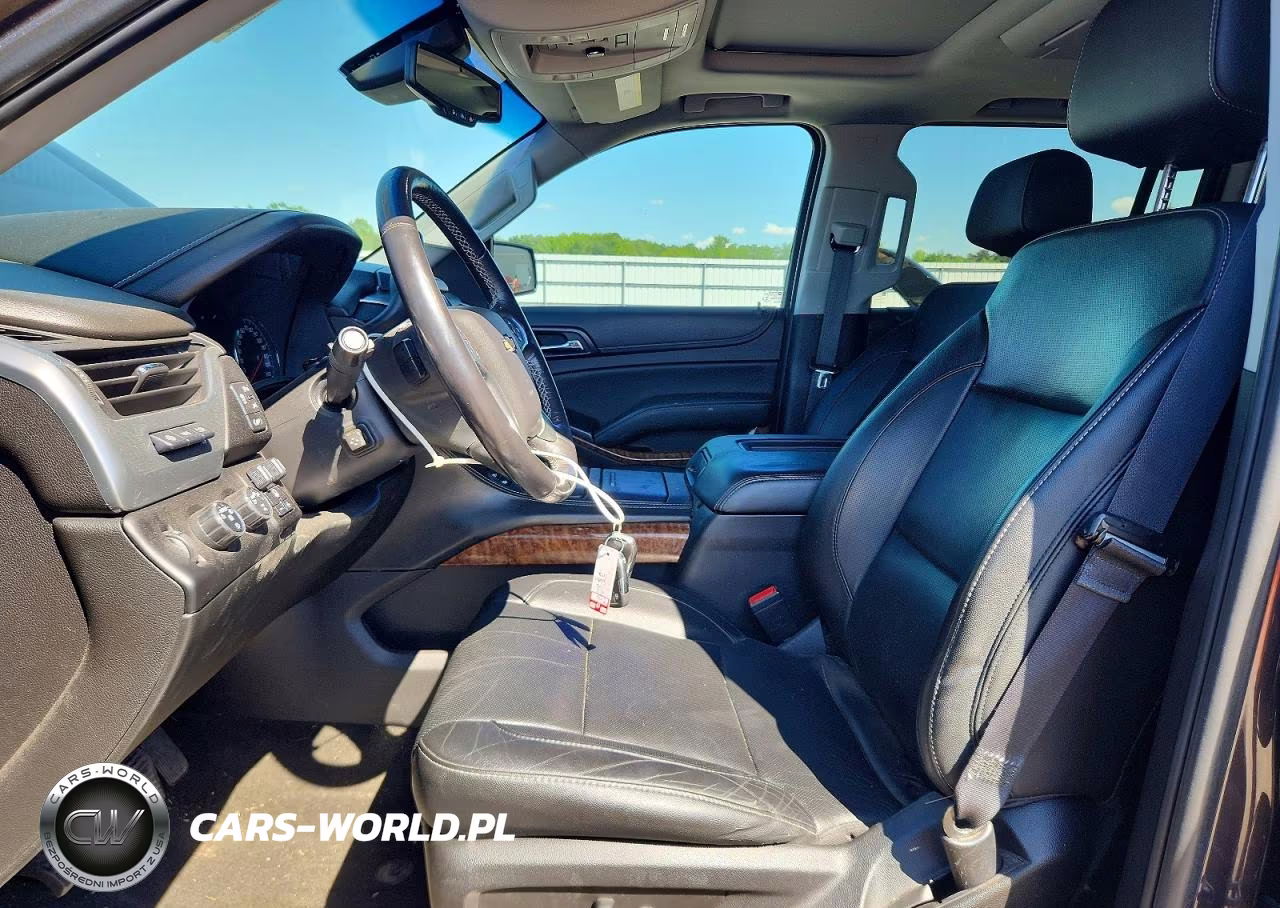 2018 Chevrolet Suburban K1500 Premier VIN:1GNSKJKC2JR201242 - 7