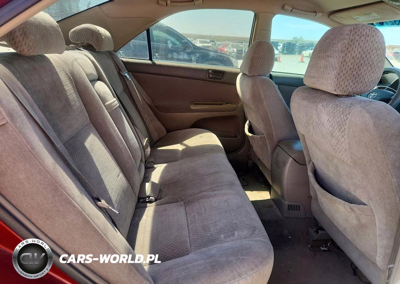 2004 Toyota Camry Le VIN:4T1BE32K14U372225 - 10