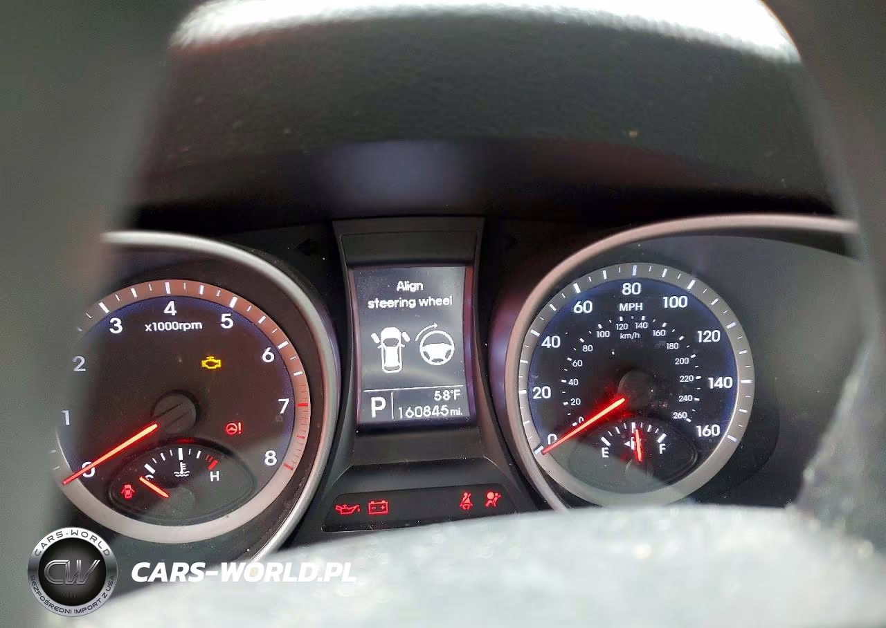 2015 Hyundai Santa Fe Sport 2.4L VIN:5XYZUDLBXFG239042 - 9