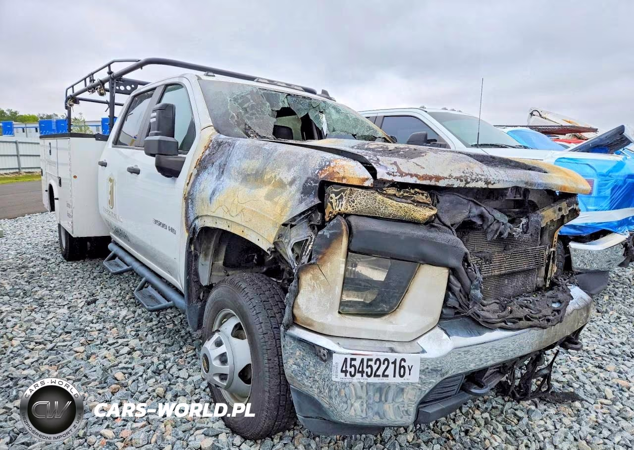 2021 Chevrolet Silverado Utility - Service Truck VIN:1GB4YSEY6MF242545 - 4